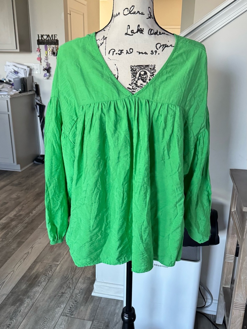 Bright Green V-Neck Long Sleeve Women's